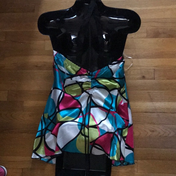Multicolor halter top size 2x - Picture 2 of 2